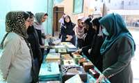 بازدید مدیرکل اموراجتماعی استانداری بوشهر از نمایشگاه ایران ماهر
